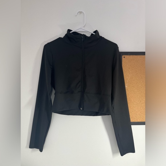 Lightweight black zip up - Picture 4 of 7